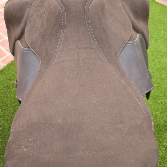 COPY - Wintec 2000 All Purpose Saddle  17.5 " never used spotless   with a dove… - Picture 10 of 12